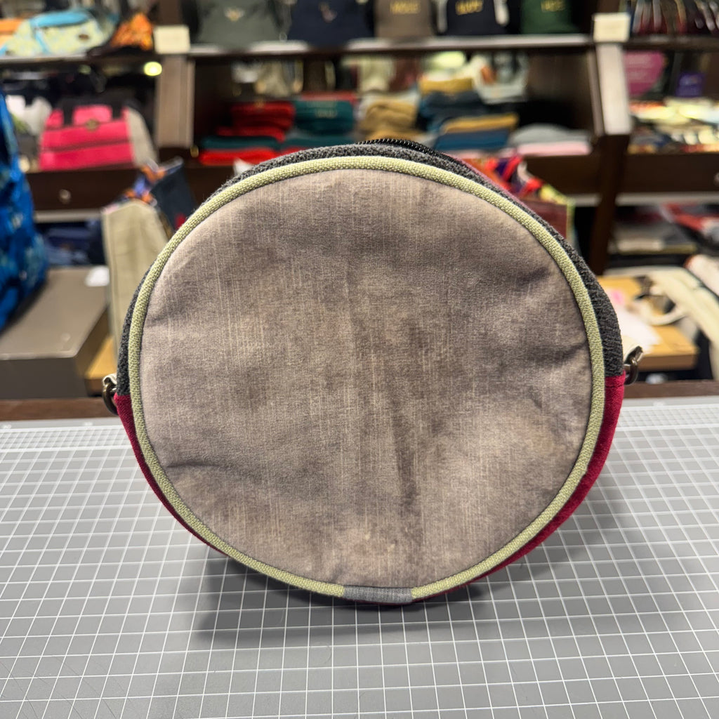 The Ocean Flower No. 2 š Da Vinci Collection BeeKeeper Luna Handbag š