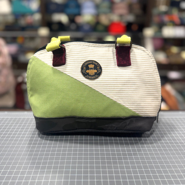The Lime Horizon š
 BeeKeeper Clam Shell Handbag