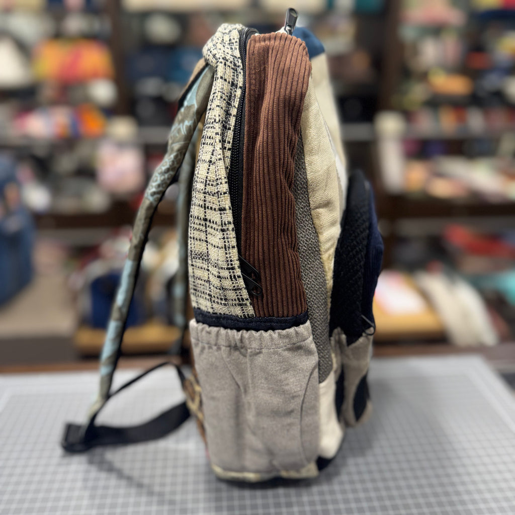 The Geometric ⬛️ Mini-Royal BeeKeeper Backpack (Da Vinci Collection)