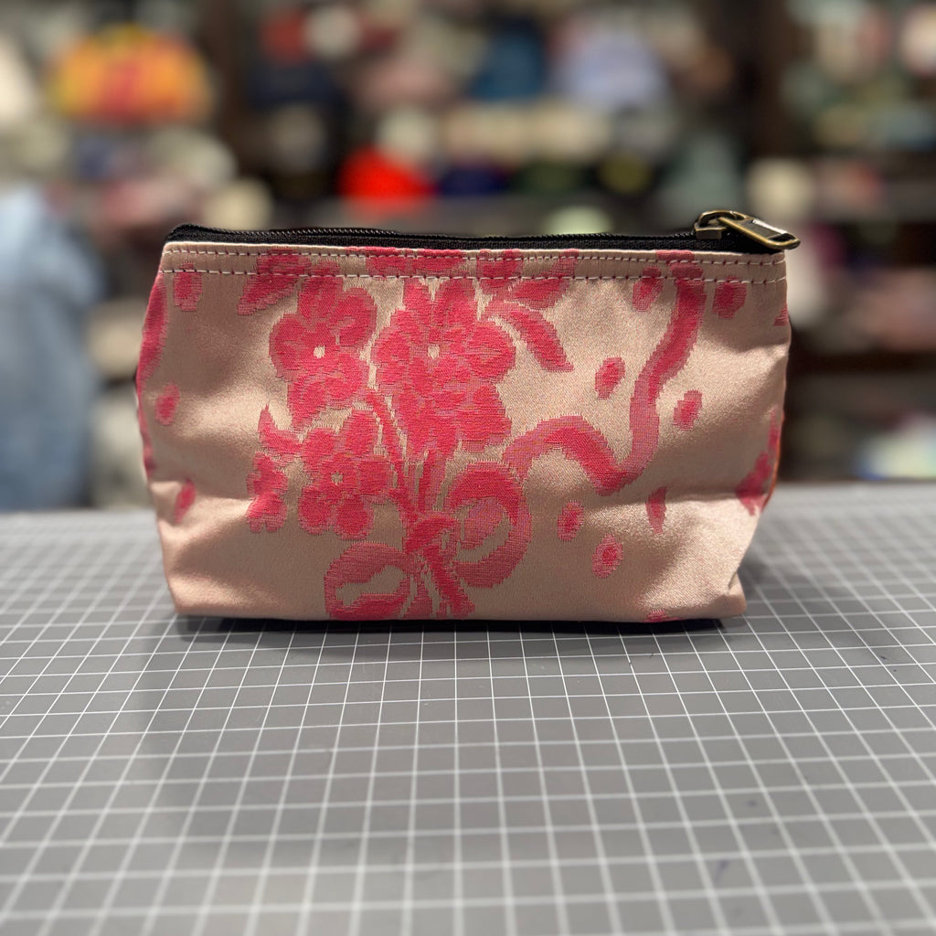 The Topaz 🏵 Small Toiletry + Makeup Bag