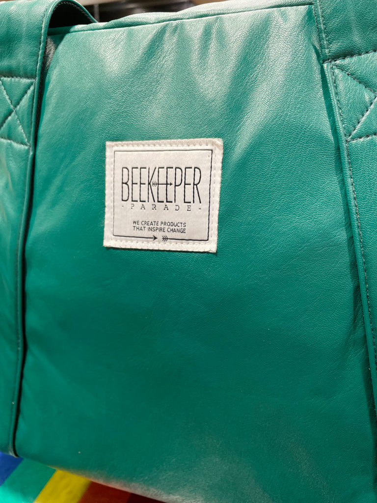 The Vegan Leather Green 🥑 Medium BeeKeeper Weekender (Masterpiece)