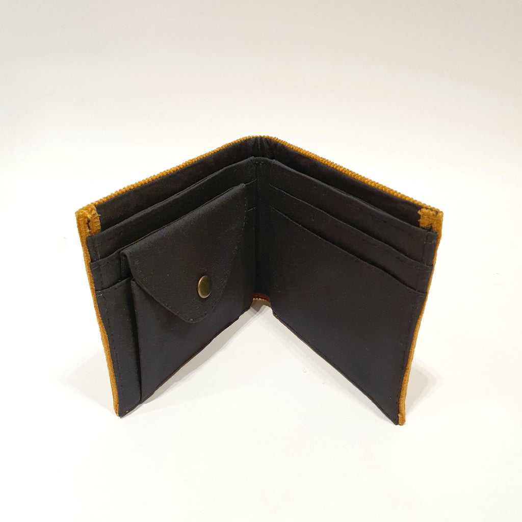 The Nomad BeeKeeper Wallet