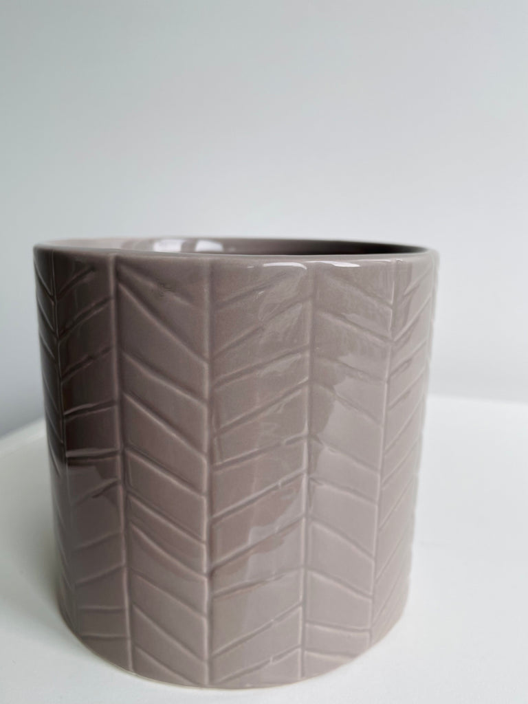 Ceramic Pot Grey Fletch Patterned 🐝
