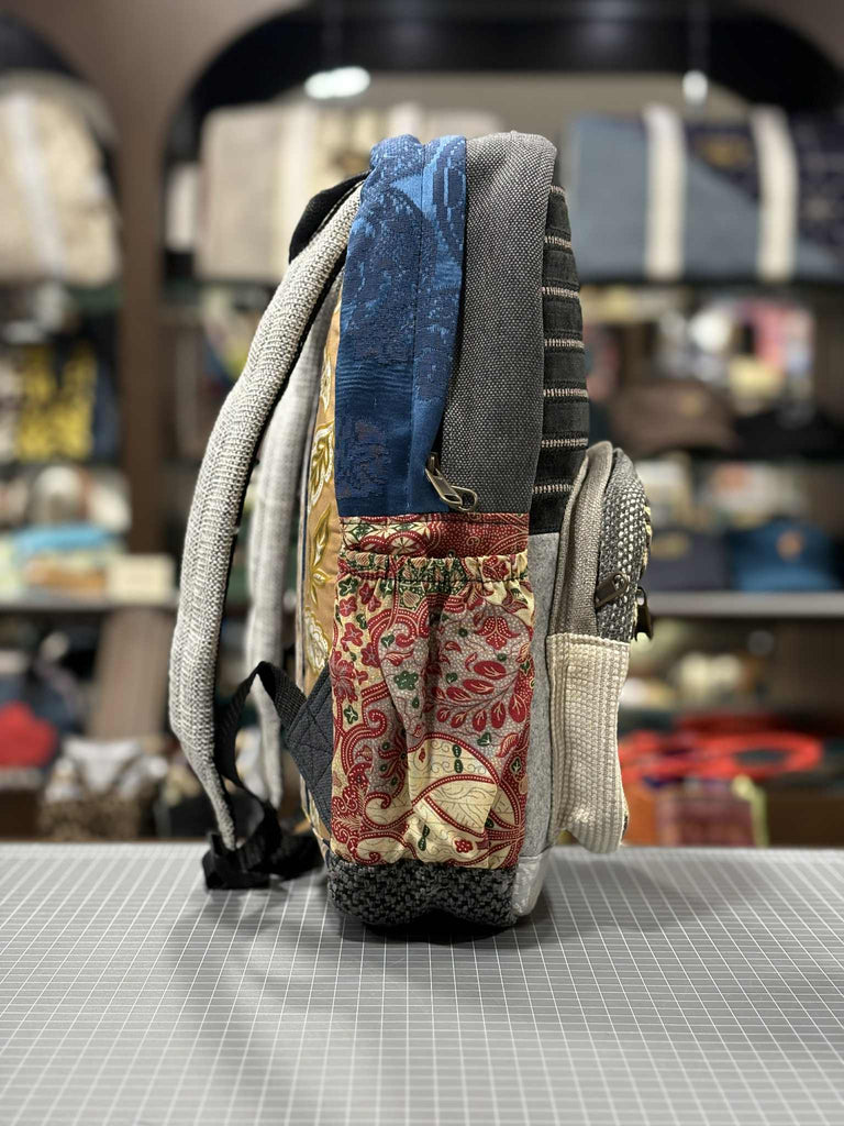 The Honeycomb Heart 🐝 Mini-Royal BeeKeeper Backpack (Da Vinci Collection)