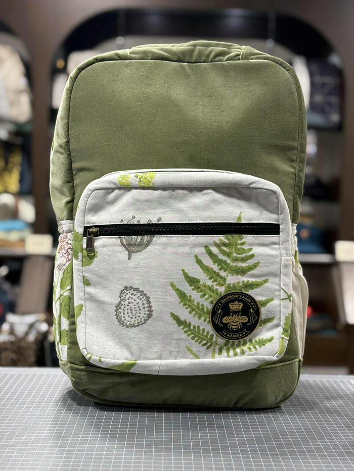 The Lothlorien 🌳 (Da Vinci Collection) BeeKeeper Backpack