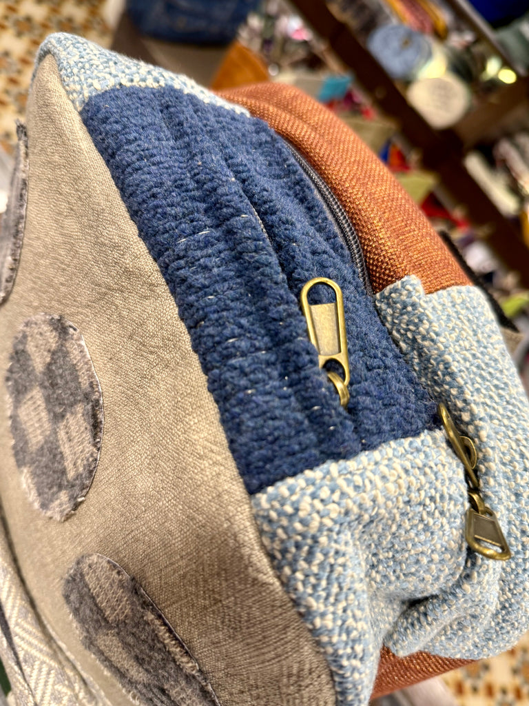 The Phnom Penh ⛰️ Royal BeeKeeper Backpack (Da Vinci Collection)