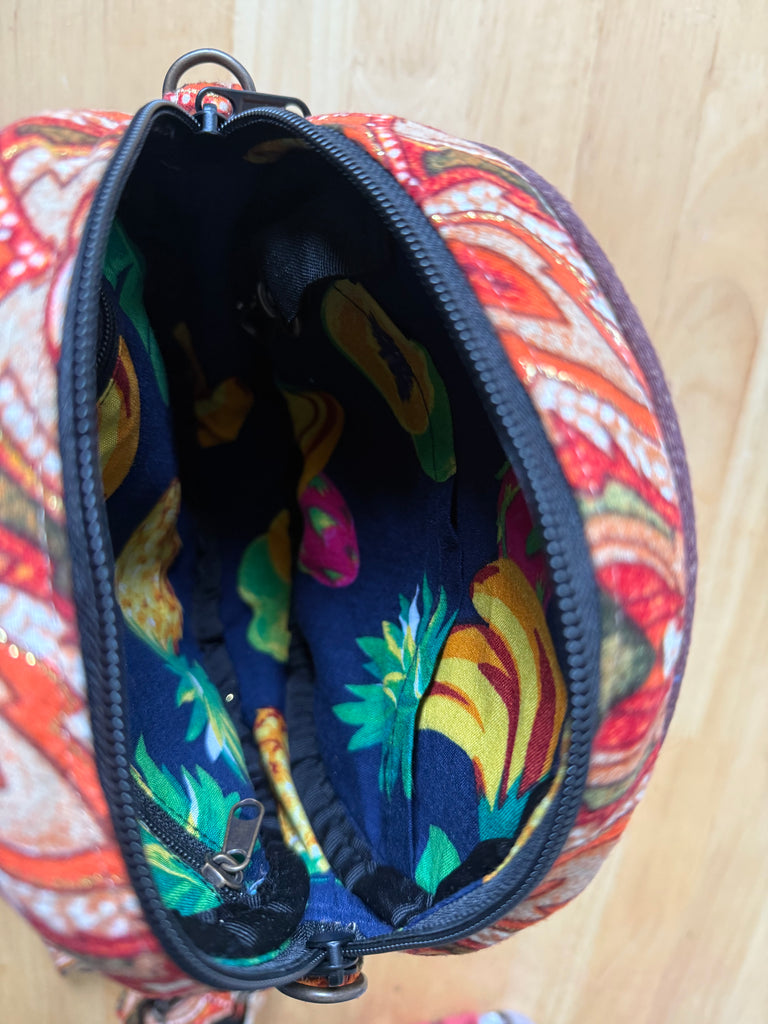 The Kaleidoscope Da Vinci Collection BeeKeeper Luna Handbag 🌙