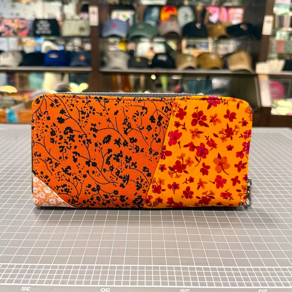 The Sweetest Thing Orange 🍭 BeeKeeper Zip Purse