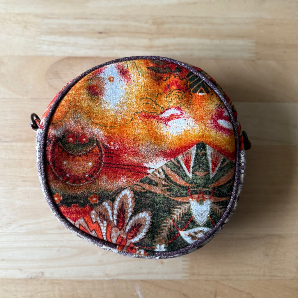 The Kaleidoscope Da Vinci Collection BeeKeeper Luna Handbag 🌙