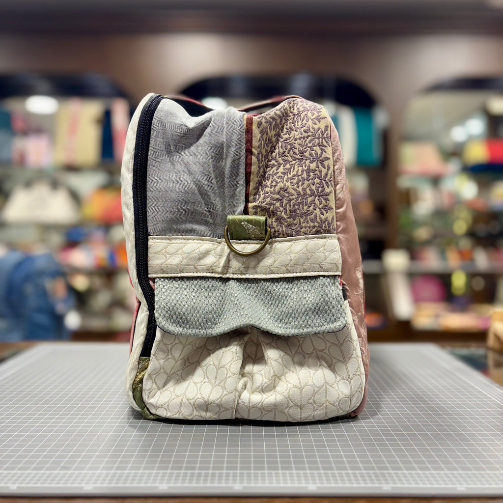 The Lovely Lilac 💜 Large BeeKeeper Weekender (Da Vinci Collection)