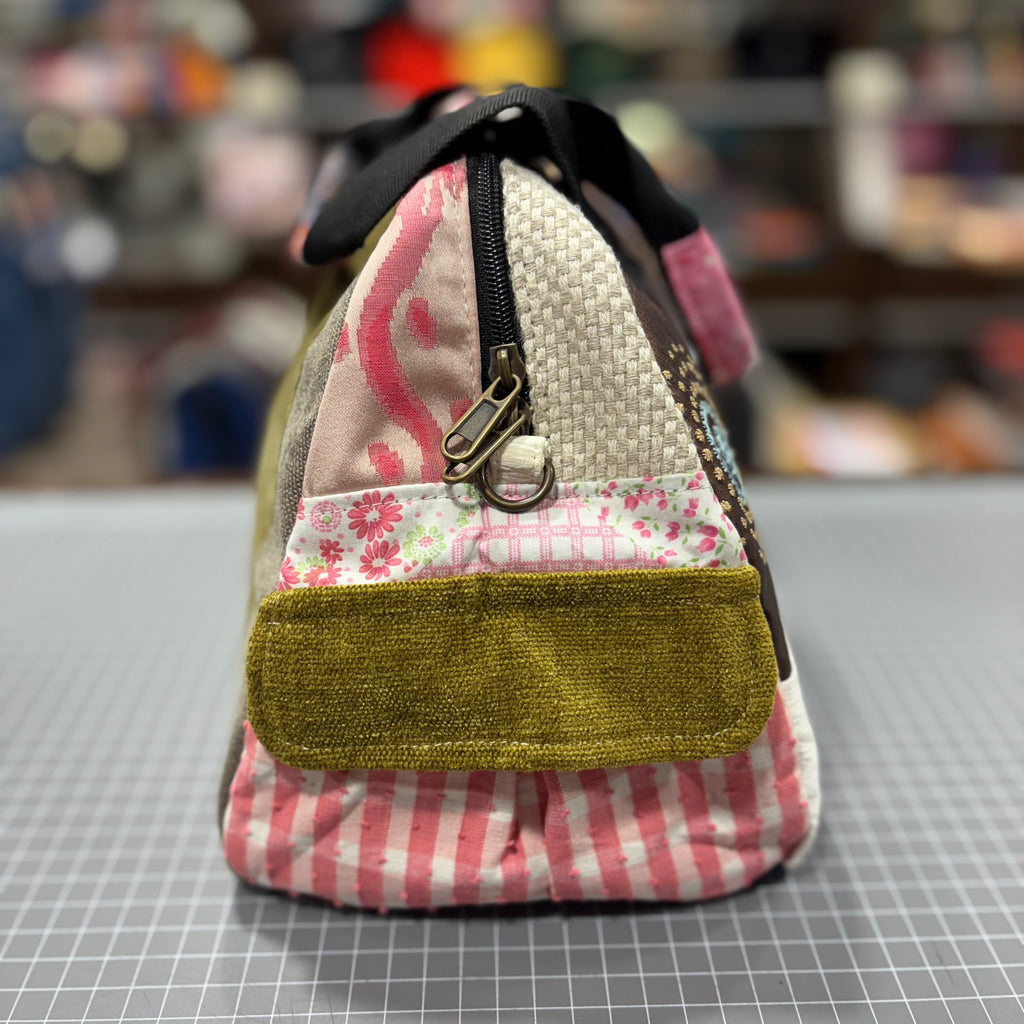 The Throwback 💿 (Da Vinci Collection) OG BeeKeeper Handbag