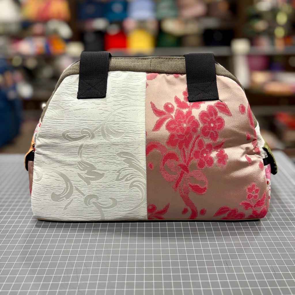 The Coastal Flowers 🌊 (Da Vinci Collection) OG BeeKeeper Handbag