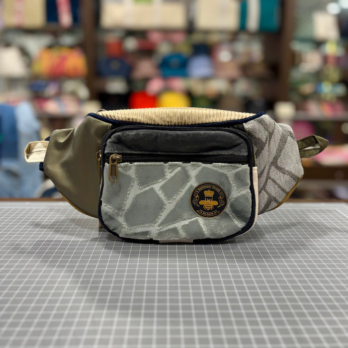 The Bluestone 🪨 BeeKeeper Bumbag (Da Vinci Collection)