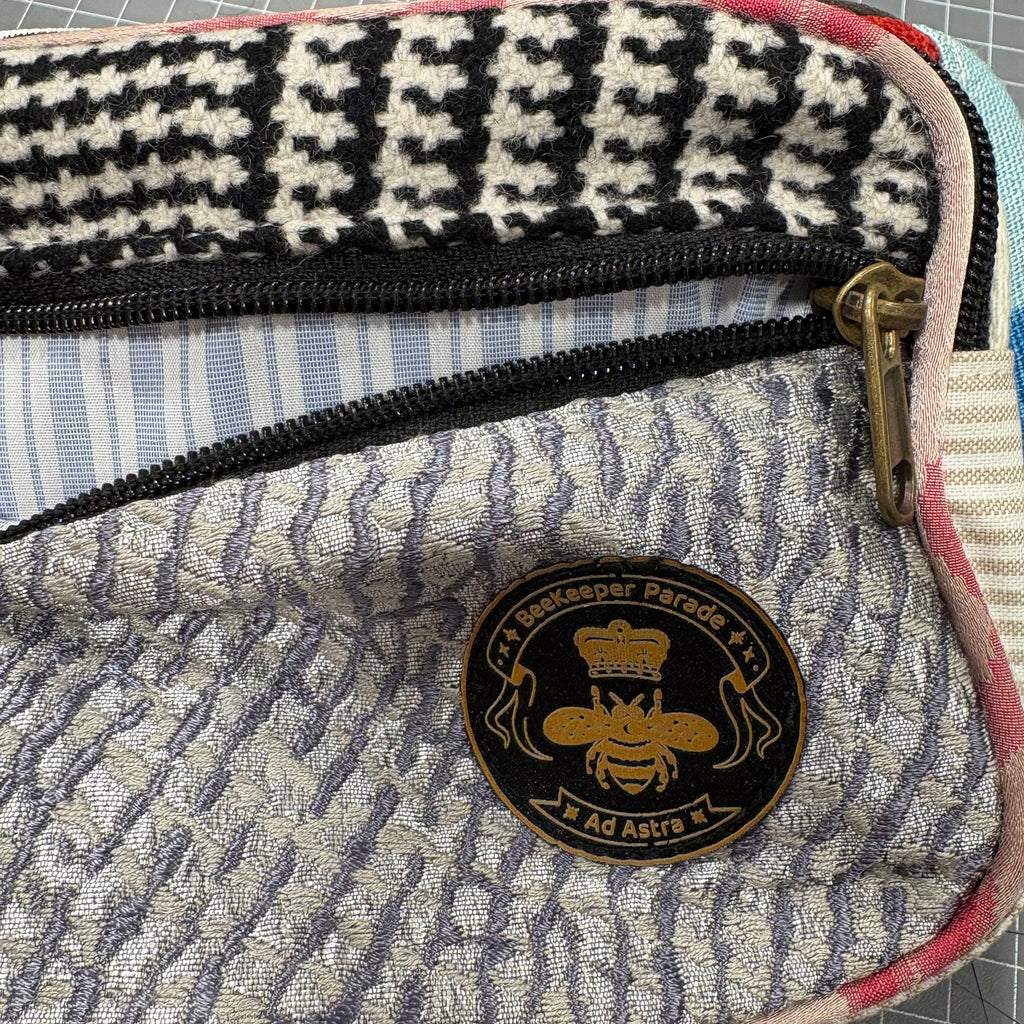 The Crackle ⚡ BeeKeeper Bumbag (Da Vinci Collection)