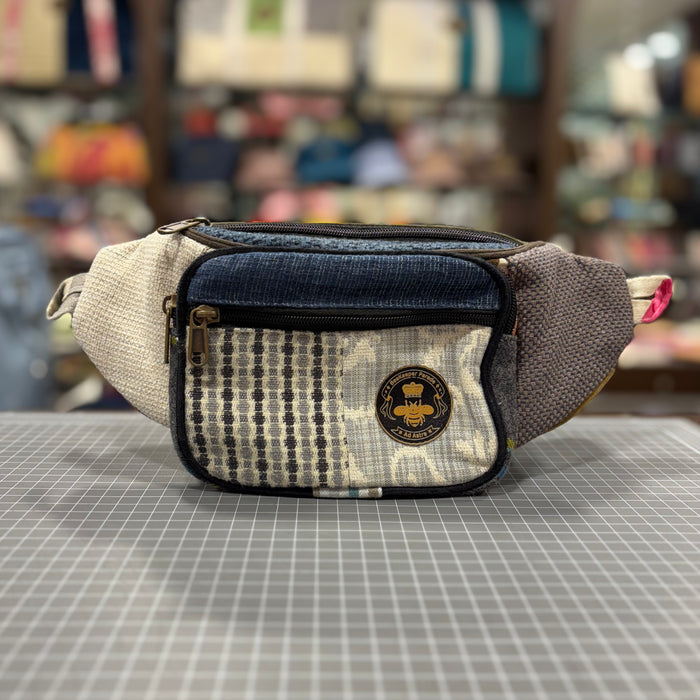 The Cirrus ☁️ BeeKeeper Bumbag (Da Vinci Collection)