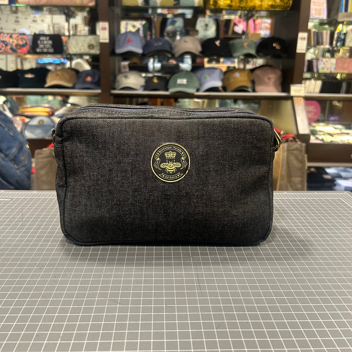 The denim Deluxe 👖  KOKYKAI CROSSBODY BAG