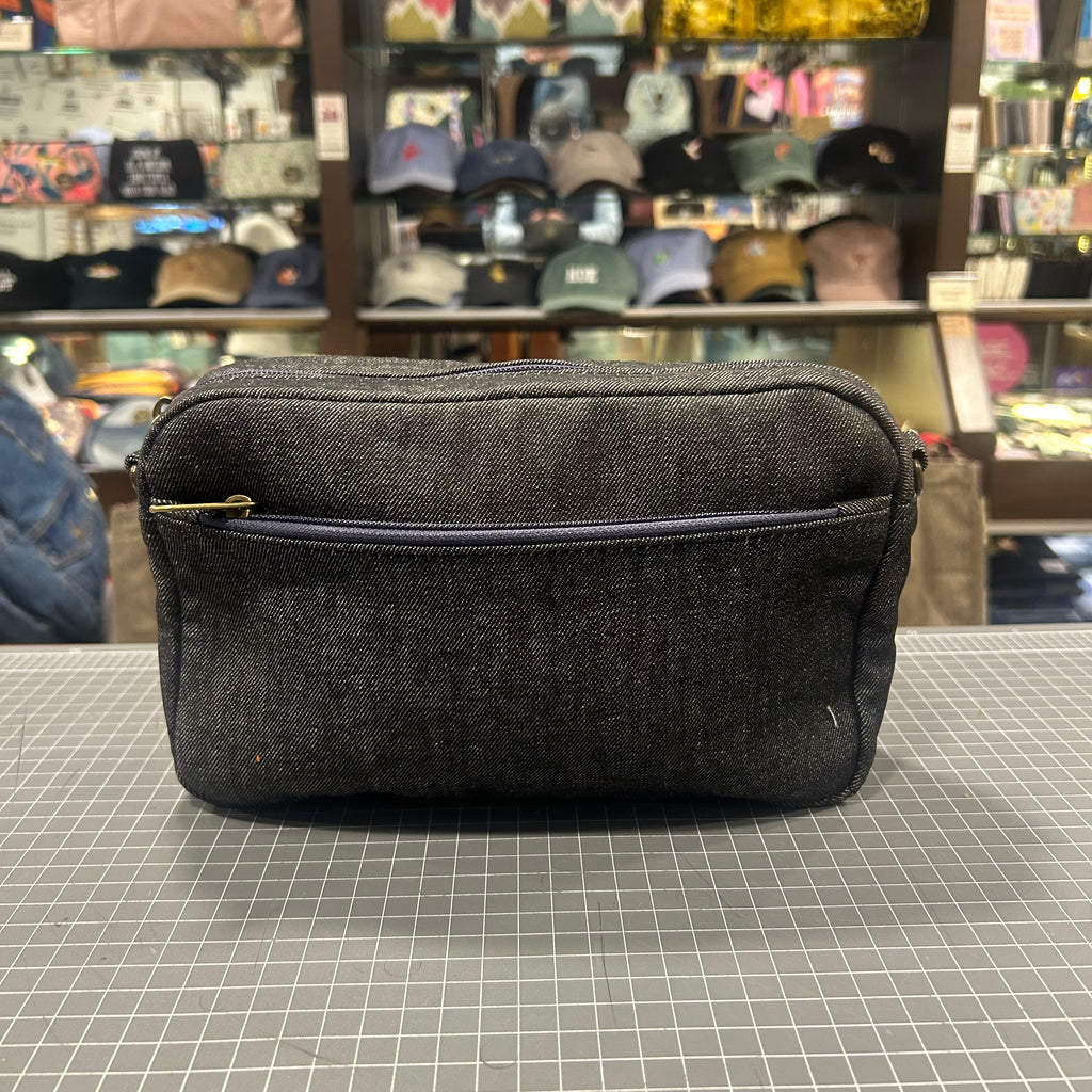 The denim Deluxe 👖  KOKYKAI CROSSBODY BAG