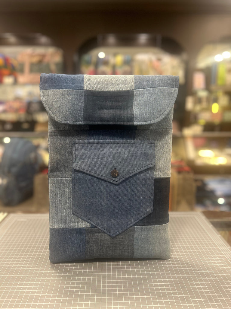 The Denim St. Tropez 👖🏺 15inch BeeKeeper Laptop Sleeve