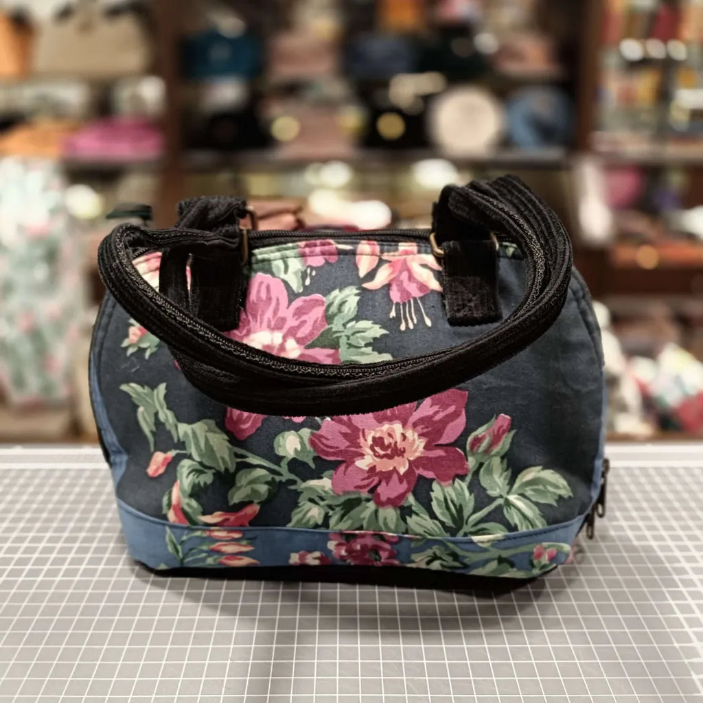 The Midnight Garden 🥀 BeeKeeper Clam Shell Handbag