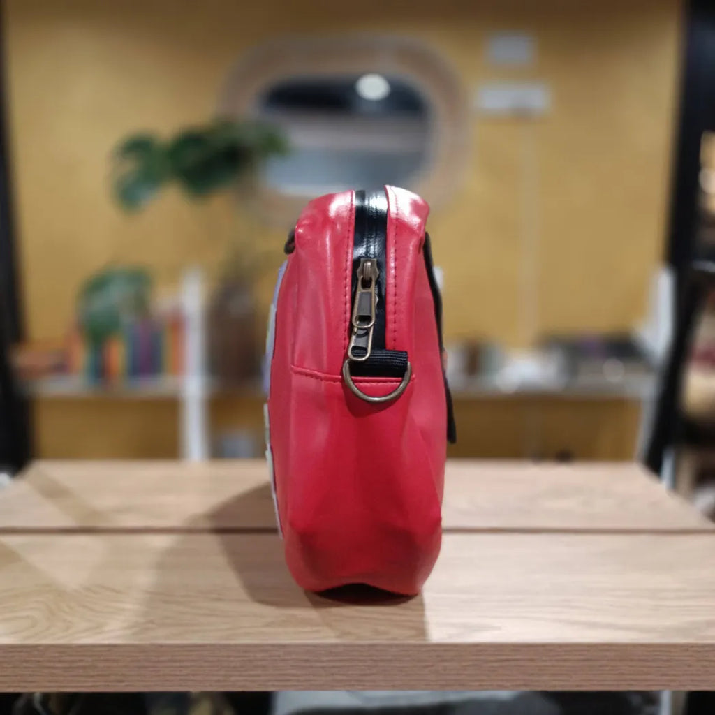 THE SCARLET FLOWER POWER 🌸 🌼  TUUKJET PANNIER CLASSIC BAG