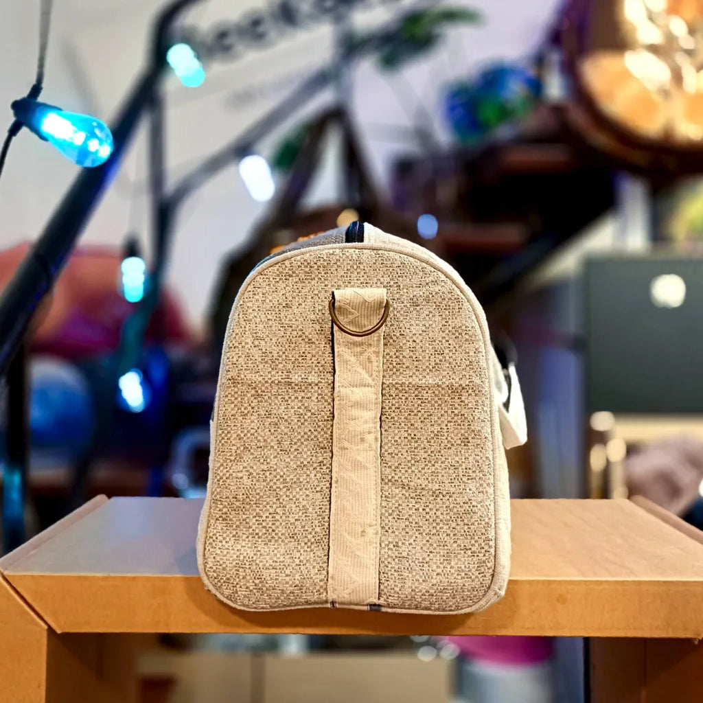 The St. Tropez no.1 💎 BeeKeeper Carry-All (Da Vinci Collection)