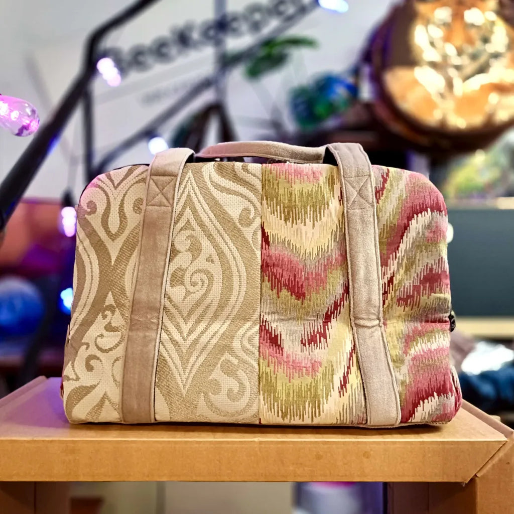 The Rosebush Shimmer 🌹 Large BeeKeeper Weekender (Da Vinci Collection)