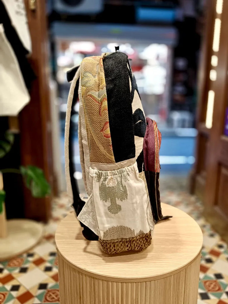 The Dark Vines Royal (Da Vinci Collection) BeeKeeper Backpack