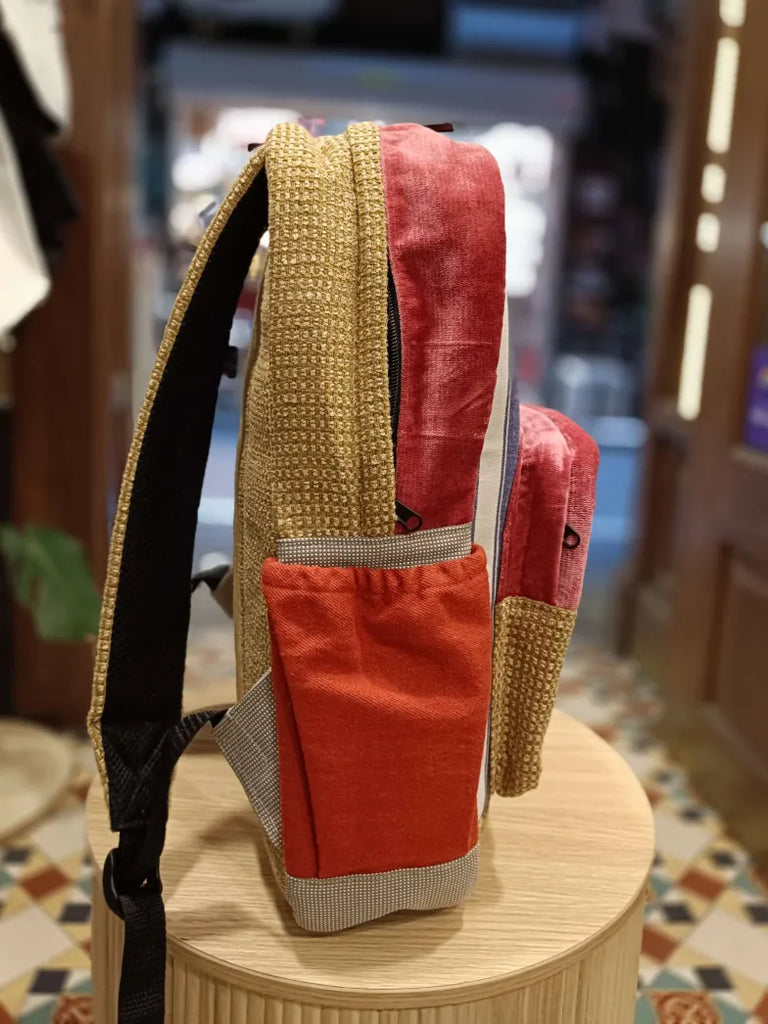 The Hamptons no.2 🏖 Royal (Da Vinci Collection) BeeKeeper Backpack