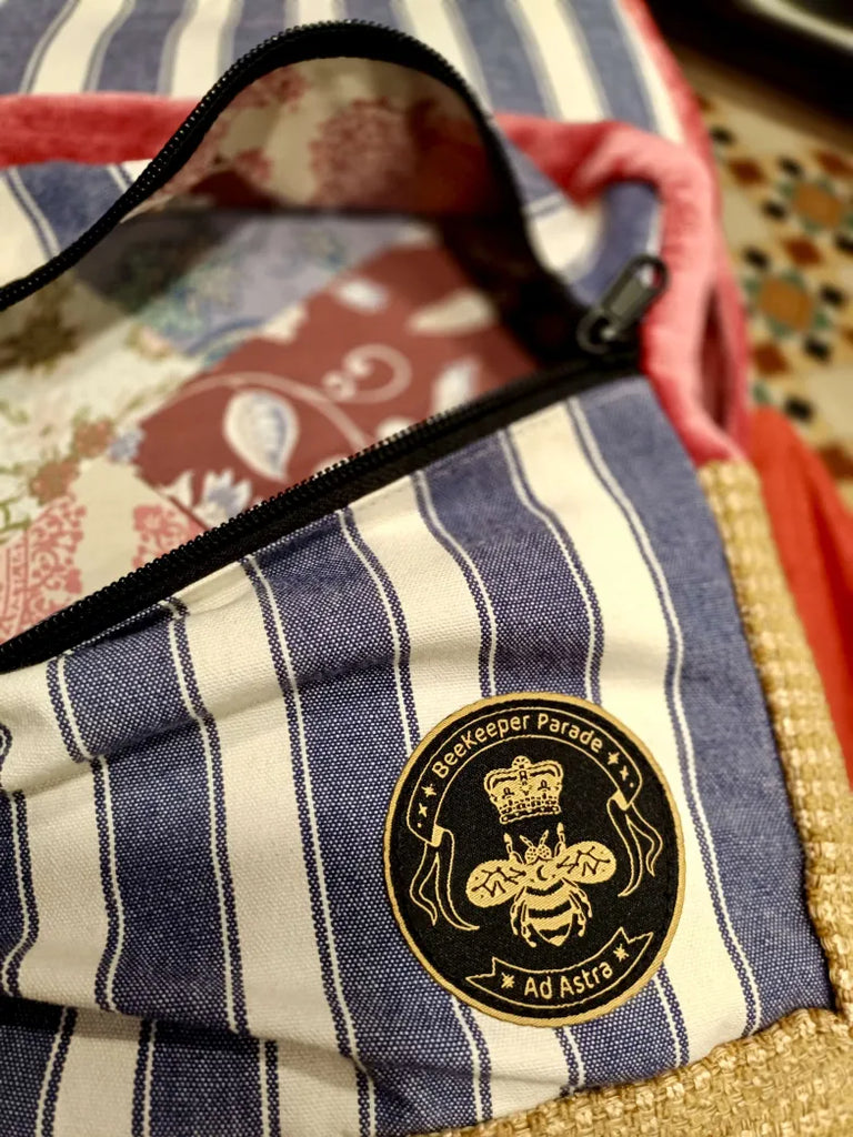 The Hamptons no.1 🏖 Royal (Da Vinci Collection) BeeKeeper Backpack