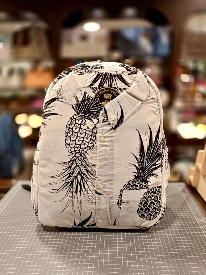 The Pineapple Lover 🍍 Classic Shirt BeeKeeper Parade Backpack
