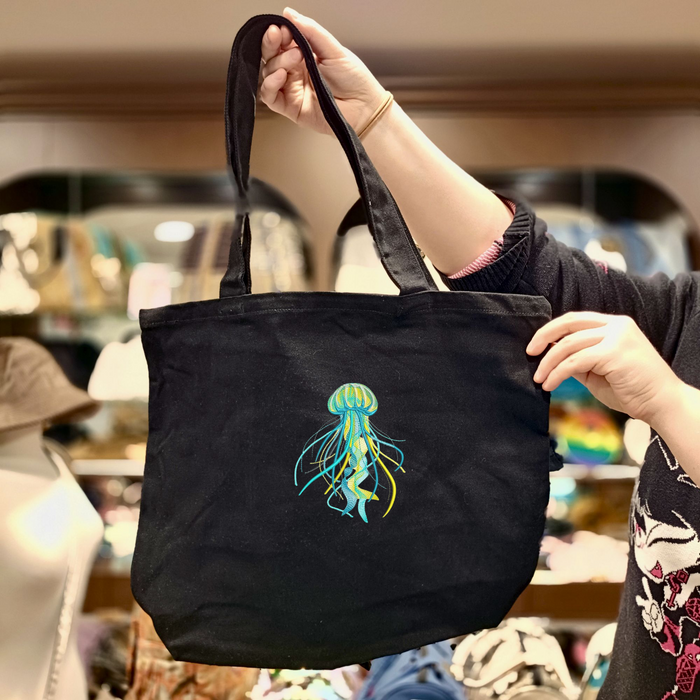 Jellyfish on AS Tote | Embroidered Collection 🪡