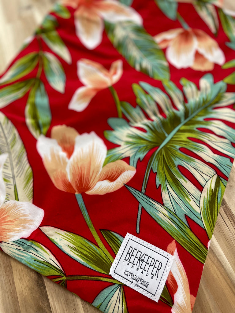 The Red Hibiscus 🌺 Tote (Medium)