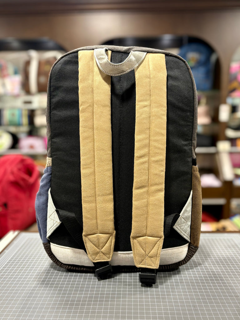 The Fluffy Flowers 🌼 (Da Vinci Collection) BeeKeeper Backpack