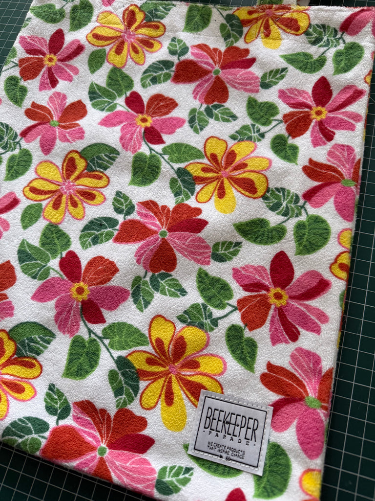 The Wild Flowers 💐 Tote Medium
