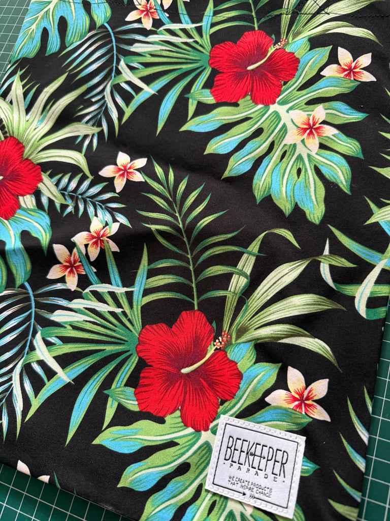 The Hibiscus Red 🌺 Tote Medium