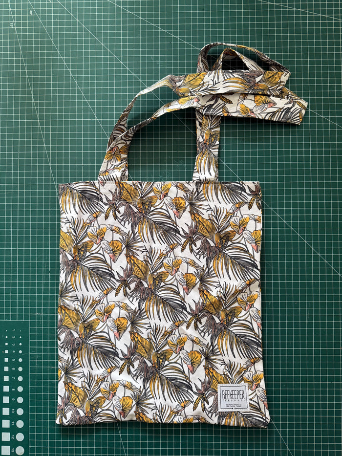 The  Philodendron 🪴 Tote Medium