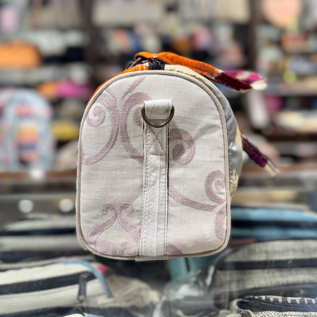 The Femme Fancy 💁‍♀️ BeeKeeper Mini Carry All Handbag
