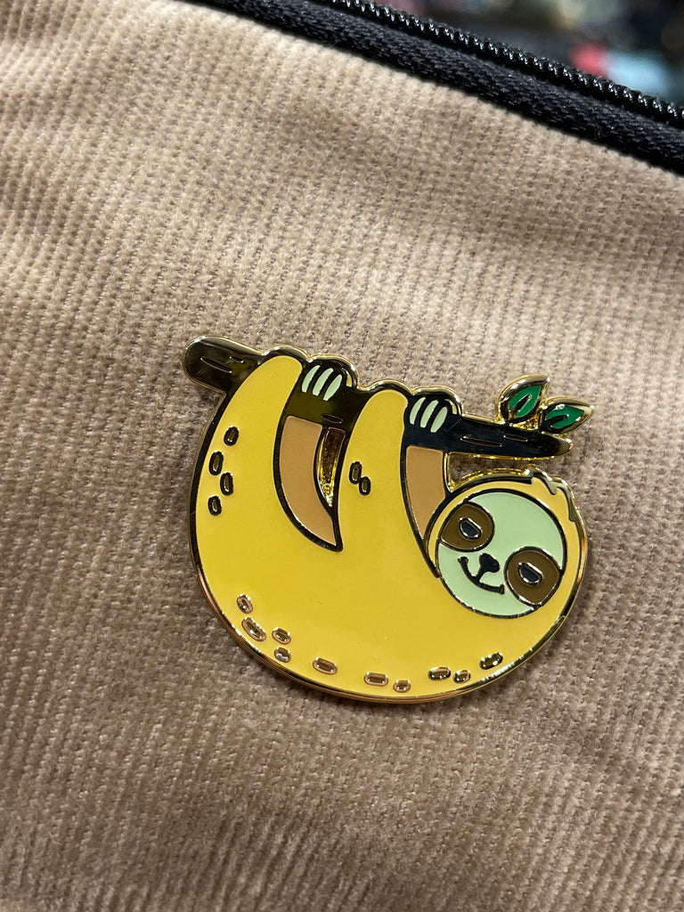 BeeKeeper Parade's Sloth Gold 🦥 Pin