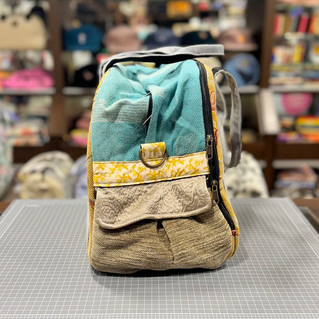 The Winter Harvest 🌾 Medium BeeKeeper Weekender Da Vinci Collection