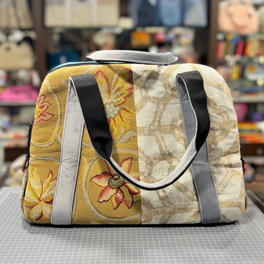 The Winter Harvest 🌾 Medium BeeKeeper Weekender Da Vinci Collection