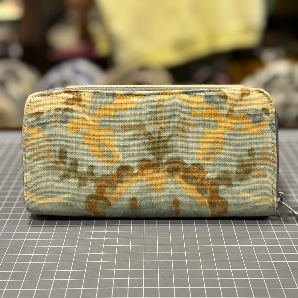 The Sea Garden 🌿 BeeKeeper Purse