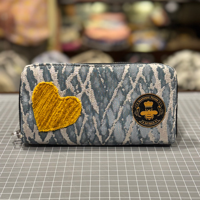 The Metallic Heart 💛 BeeKeeper Purse