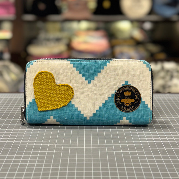 The Pixel Heart 💛 BeeKeeper Purse