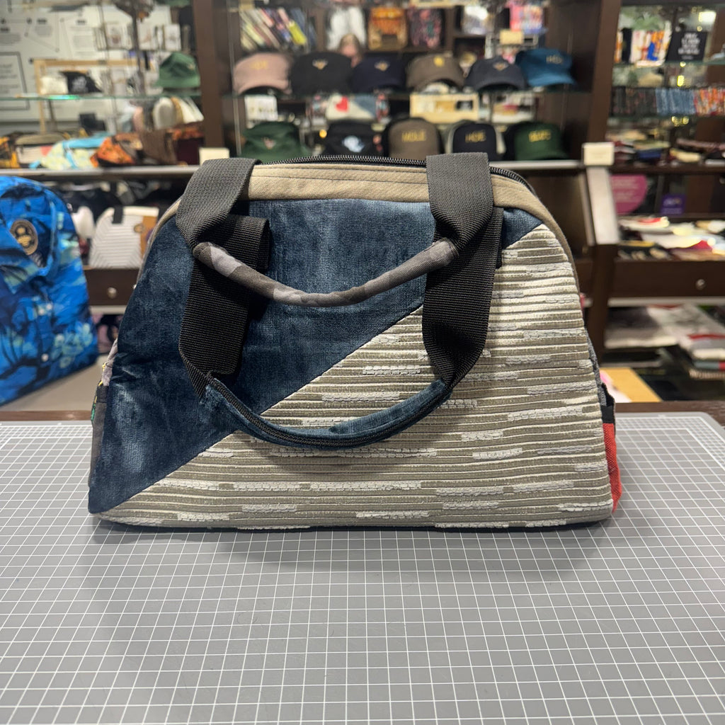 The Red Heart ❤️ (Da Vinci Collection) OG BeeKeeper Handbag