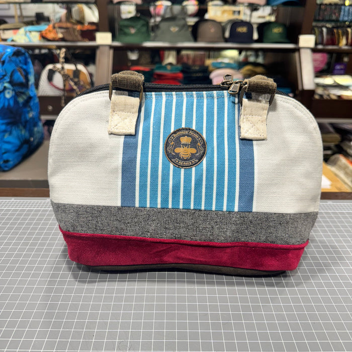 The Seaside Stripe 🌊 BeeKeeper Clam Shell Handbag