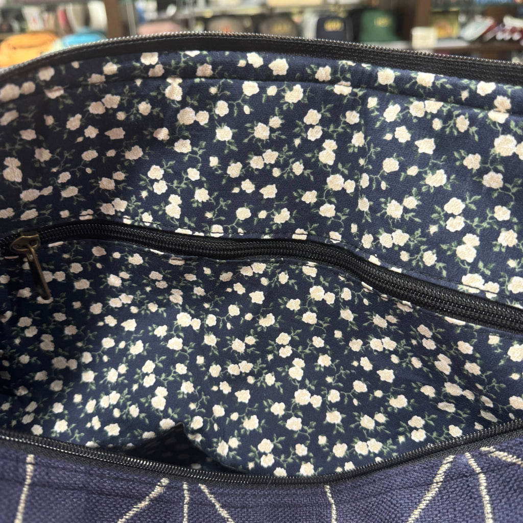 The North Star No. 2 🌌 BeeKeeper Carry-All (Da Vinci Collection)