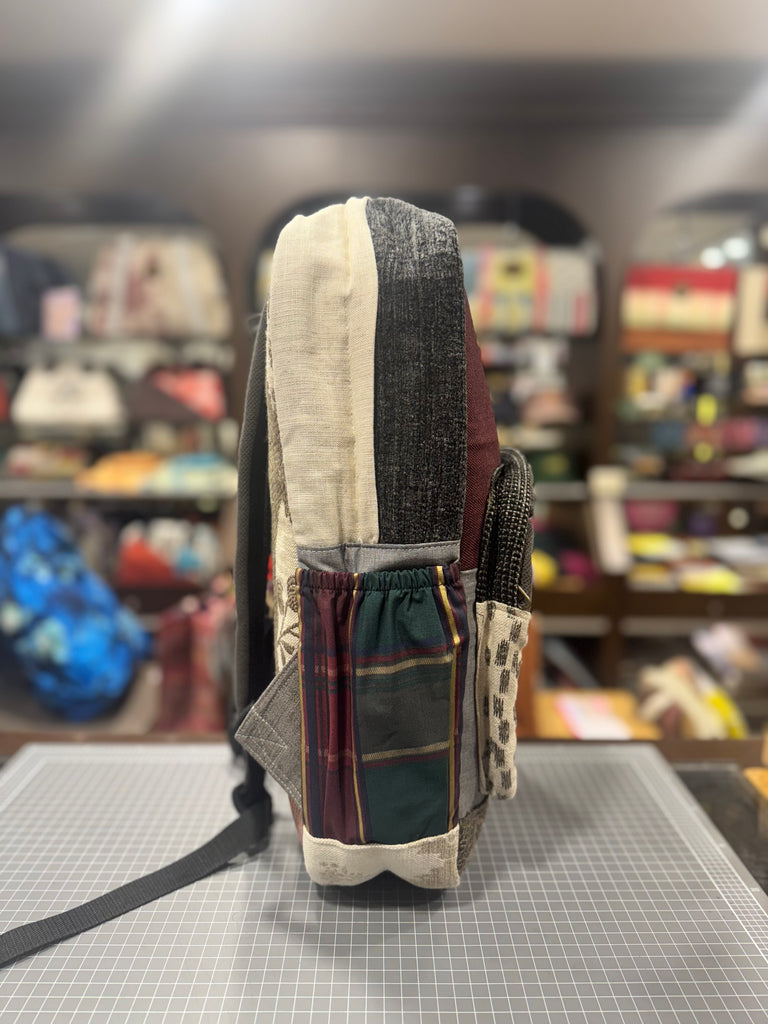 The Hamptons ⛱ (Da Vinci Collection) BeeKeeper Backpack