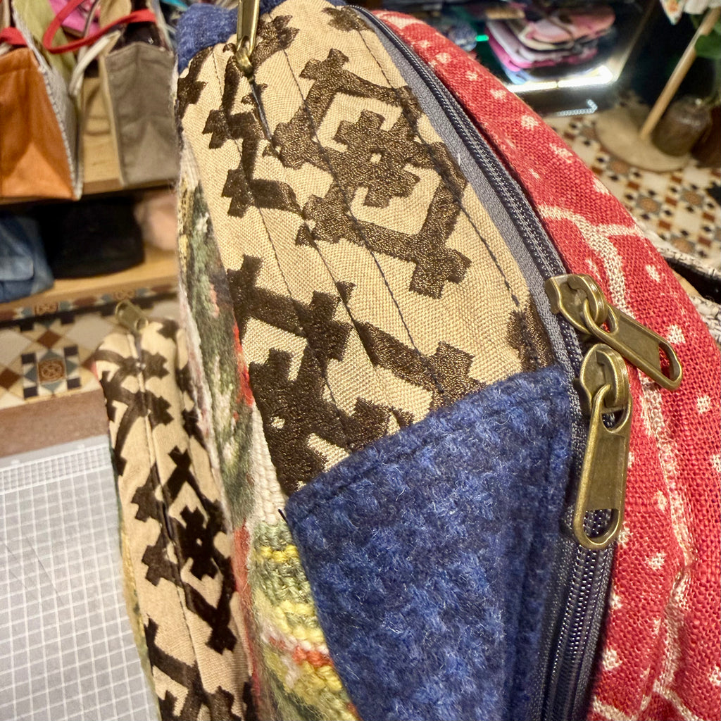 The Flowers and Bugs 🐞 Royal BeeKeeper Backpack (Da Vinci Collection)