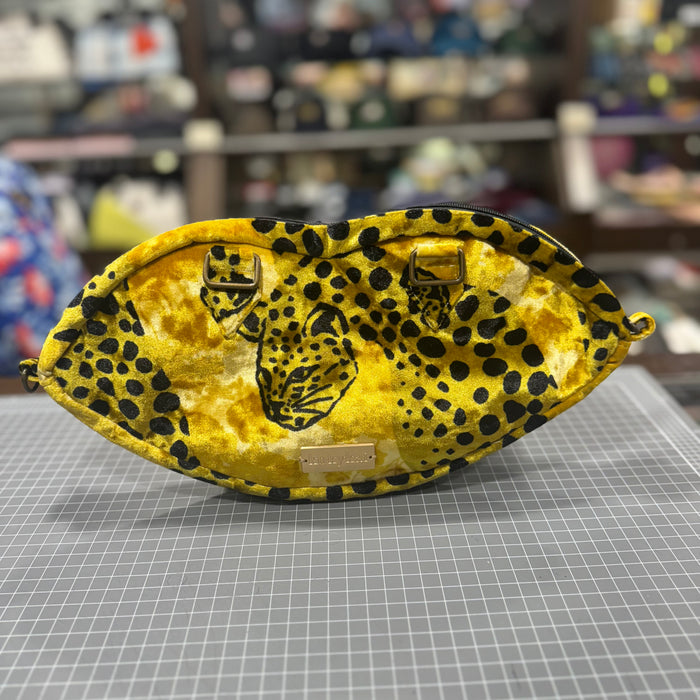 The Leopard 🐆 KOKYKAI BACI KISS CLUTCH 💋