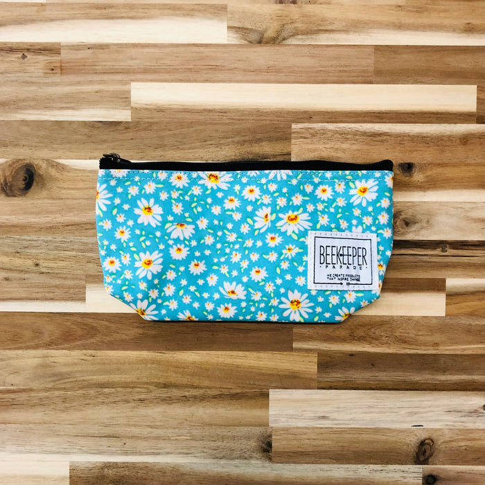 The Sky Daisies 🌼 BeeKeeper Pouch (Small)